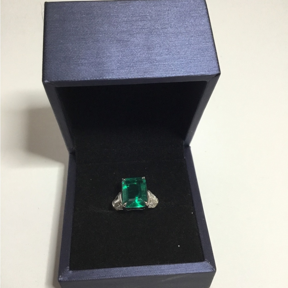 Sayabling Ring Size 5 NIB